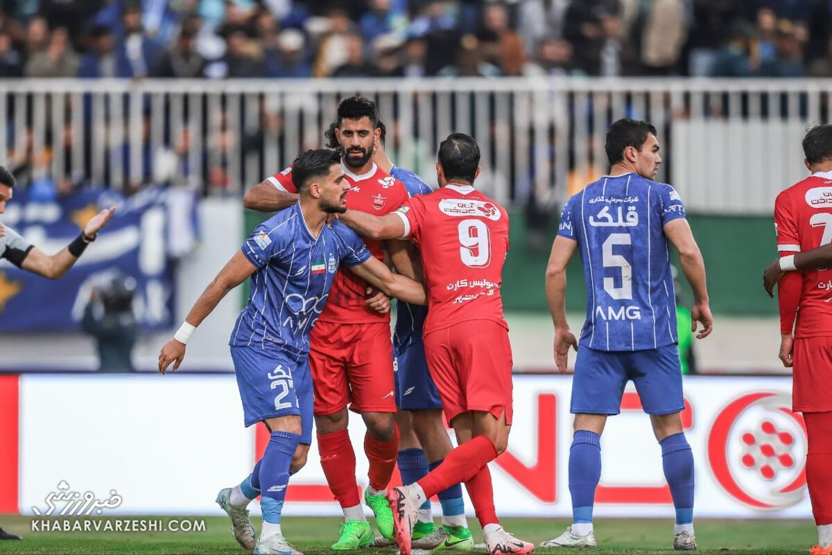 بلاتکلیفی استقلال و پرسپولیس برای میزبانی در لیگ بیست و ششم