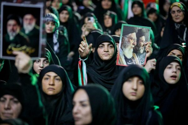 مقام سابق پنتاگون: جمهوری اسلامی معتقد است از «موضع قدرت» مذاکره میکند