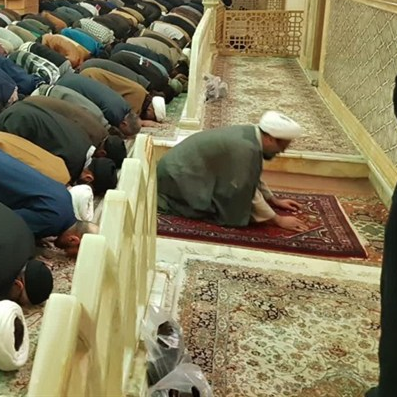 صحيفة إيرانية عن مقتل رجل دين في المسجد: لو جاءت سيارة الإسعاف في موعدها لنجا القتيل