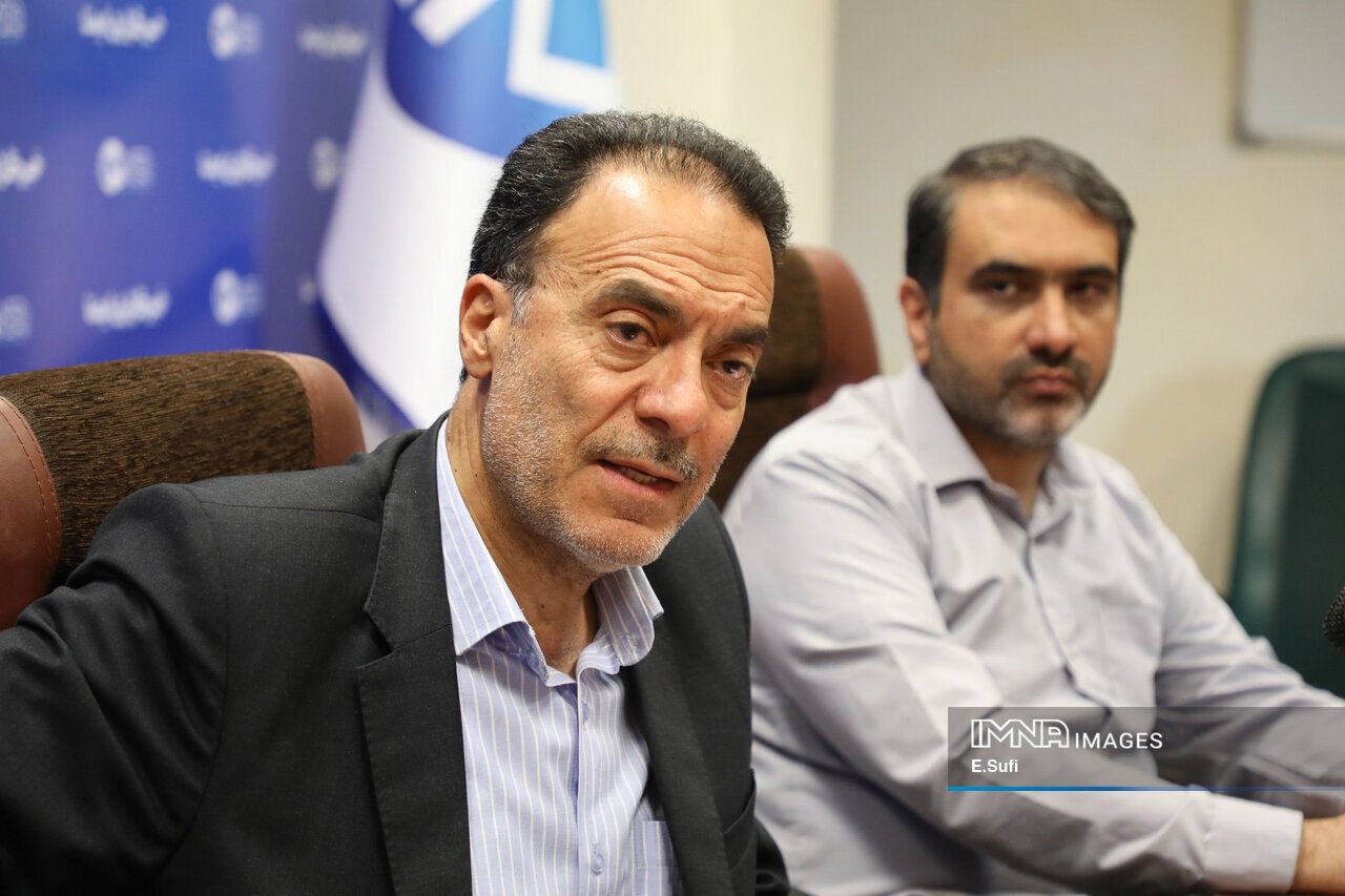 نماینده مجلس: مصرف شبانه مازوت پر‌سولفور در نیروگاه اراک گزارش شده است