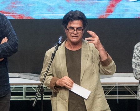 Prominent Iranian Director Arrested While Protesting Detention Of Other Filmmakers 