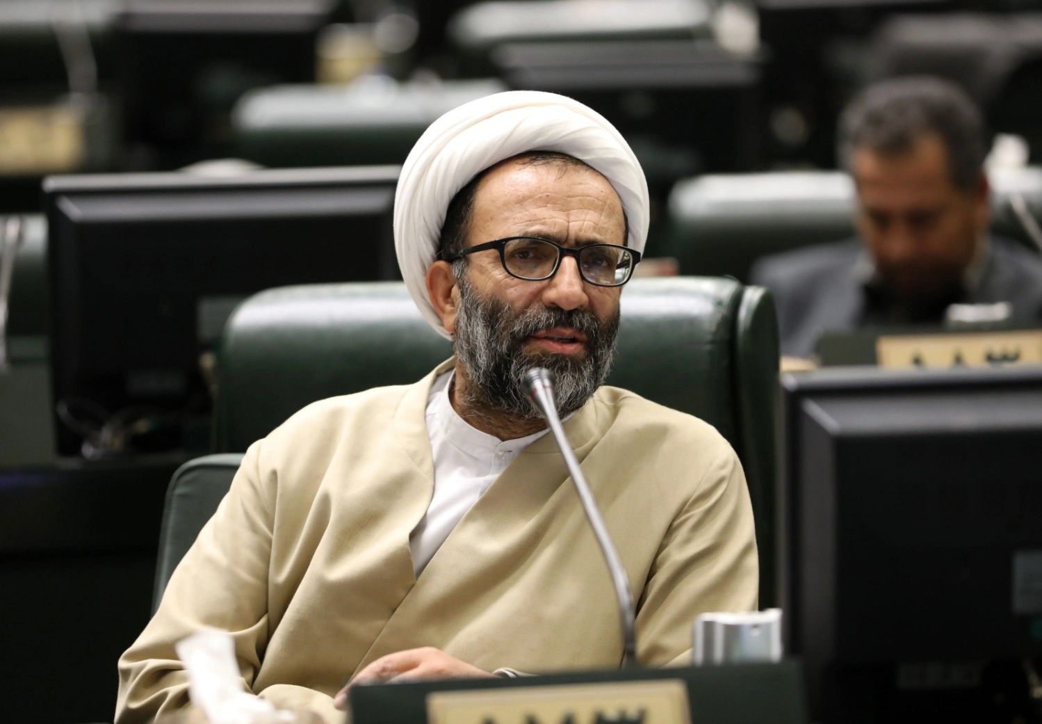 برلماني إيراني: تقييد الإنترنت قرار أمني يتجاوز مواقف الحكومة