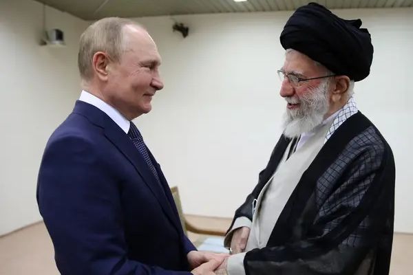 Iran's Hardline Media Call For Backing Russia In Ukraine Conflict