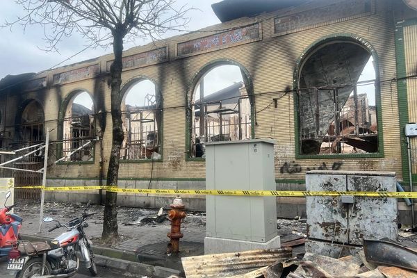 فارینپالیسی: چرا با وجود اعتراضات گسترده، حکومت ایران هنوز فرو نپاشیده است