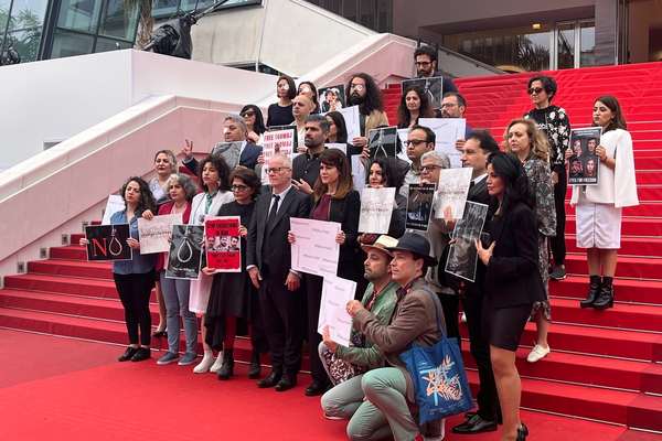Iranian Artists’ Cannes Tribute To Hanged Protesters