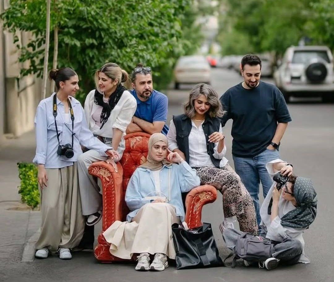 Viral Tehran photos belie women's repression, critics say