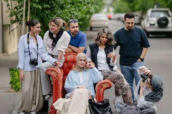 Viral Tehran photos belie women's repression, critics say