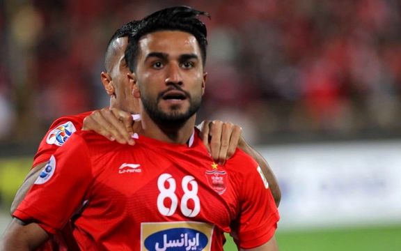 امیر نصرآزادانی را آزاد کنید؛ واکنش سیامک نعمتی به حبس بازیکن سابق تراکتور