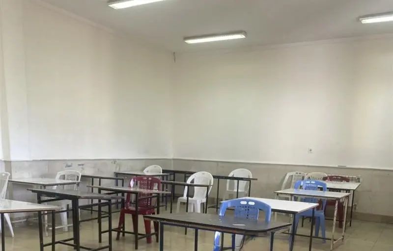 دانش‌آموزان هم‌زمان با مراسم چهلم جاویدنامان، کلاس‌ها را تحریم کردند