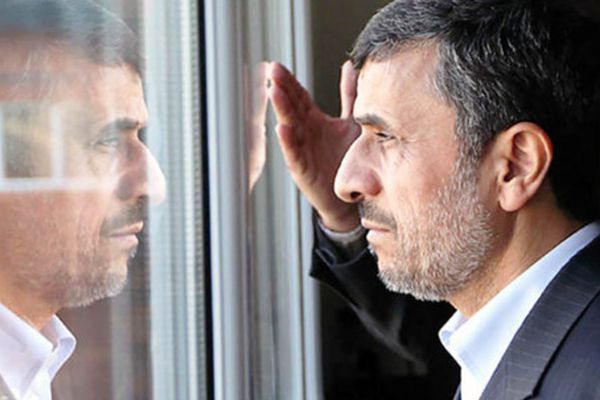 Ahmadinejad Eyes A Return To Office, Former Aide Says
