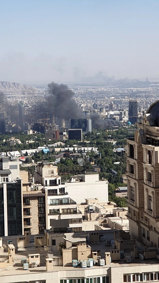 وزير الدفاع الإسرائيلي: طائراتنا استهدفت مقر الأمن الداخلي في إيران