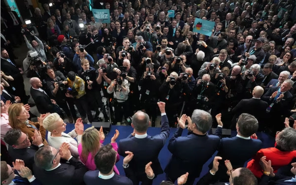 زلزله سیاسی در آلمان؛ چرا ژرمنها دوباره به محافظهکاری روی آوردهاند