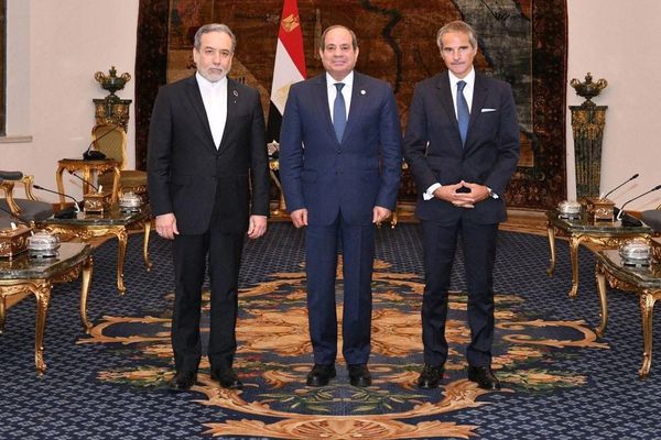 صحيفة تابعة للمرشد الإيراني: تم تجاوز قانون البرلمان بالاتفاق مع وكالة الطاقة الذرية