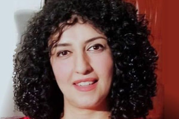 الناشطة الإيرانية السجينة نرجس محمدي:أبناء حراس السجن انضموا لانتفاضة المرأة الحياة الحرية