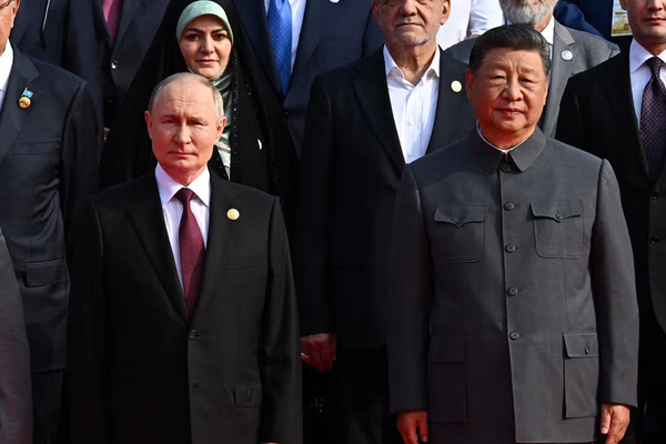 الاتحاد الأوروبي يصف قادة الصين وروسيا وإيران وكوريا الشمالية في بكين بـ"تحالف المستبدين"