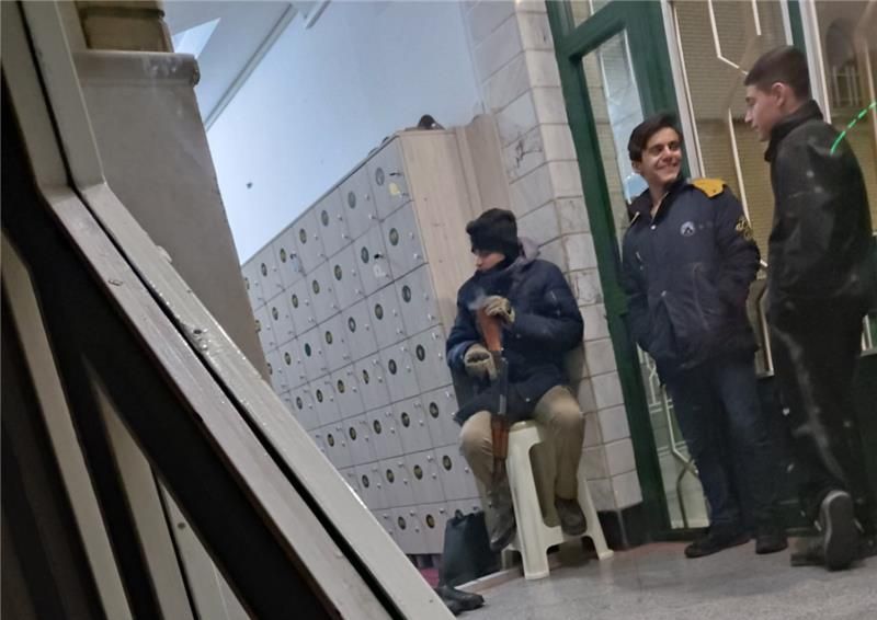 استفاده ابزاری از کودکان؛ به بچههای ۱۰ ساله کار با کلاشنیکف یاد میدهند