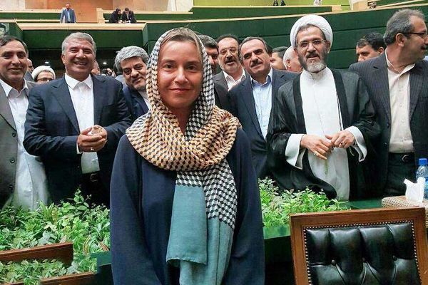 فدریکا موگرینی، مسئول پیشین سیاست خارجه اتحادیه اروپا، با اتهام فساد و تقلب بازداشت شد
