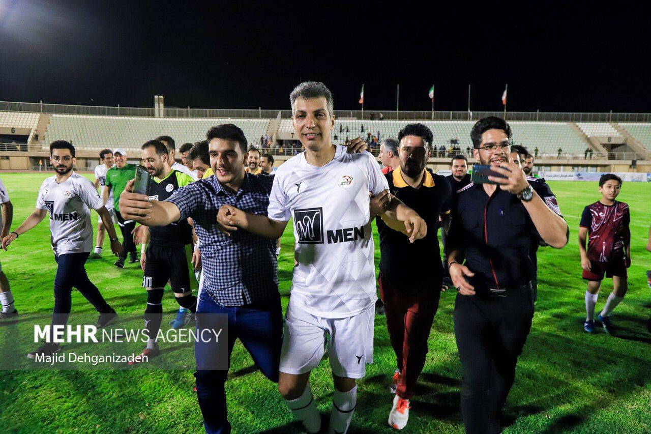 حضور بیش از ۲۰۰مامور امنیتی در بازی خیریه رسانه ورزش به‌دلیل حضور عادل فردوسی‌پور در یزد