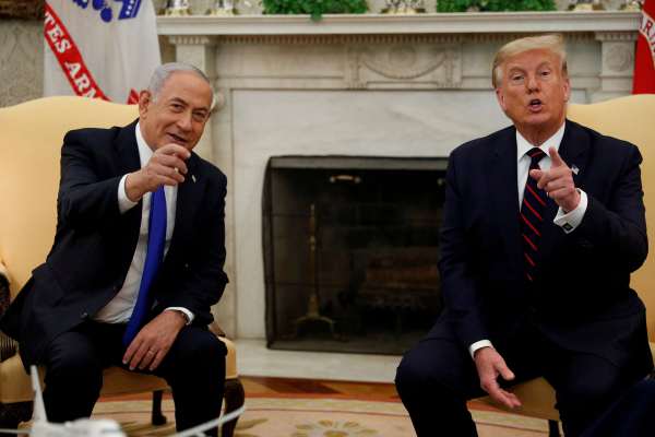 While experts warn of war, Iranian hardliner threatens US