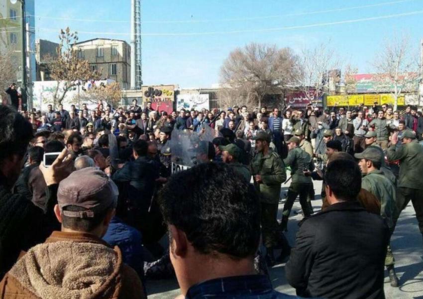 Internet, Phone Cut Off In Defiant Iranian Town After IRGC Attack