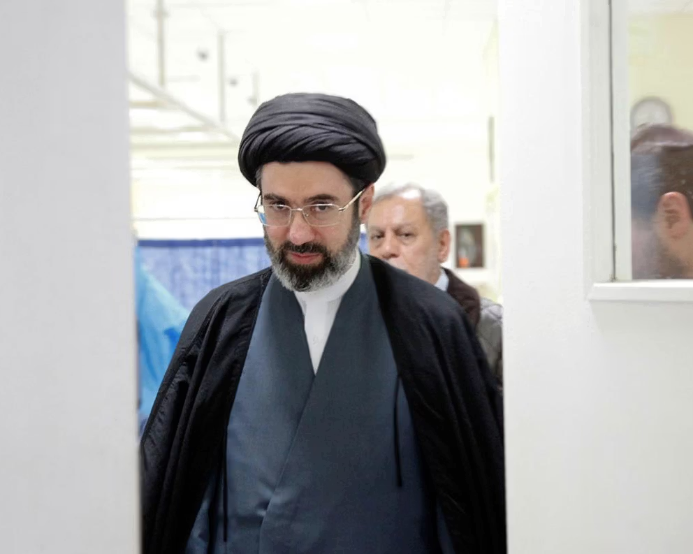 القناة 14 الإسرائيلية: خروج نحو 1.5 مليار دولار من إيران خلال 48 ساعة