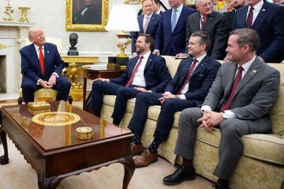 کاخ سفید اصالت چت فاش شده مقامات ارشد ترامپ در سیگنال درباره بمباران حوثیها را تایید کرد