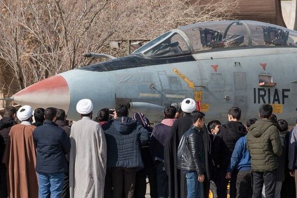 ماذا تعرف عن قاعدة "هشتم شكاري" المستهدفة في أصفهان بإيران؟