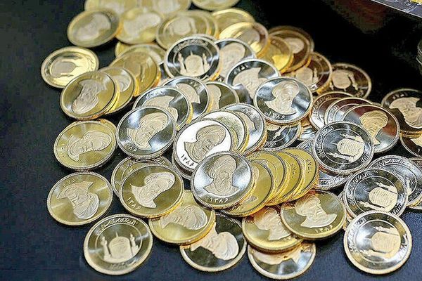 أسعار الذهب تسجّل قفزات قياسية في إيران والدولار يصل إلى 115 ألف تومان