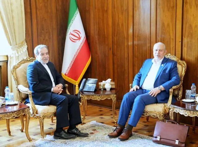 دیدار بی سابقه وزرا و منصوبان پزشکیان با دستیار و مشاور عالی خامنه‌ای 