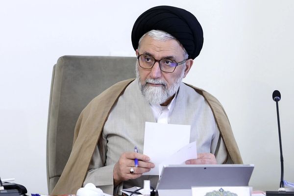 خطیب، وزیر اطلاعات: دشمن تلاش میکند خامنهای را هدف قرار دهد