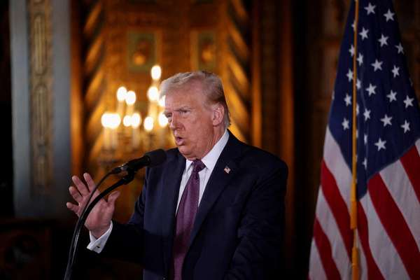 Ahead of Trump presidency, Iran sends mixed messages on US talks