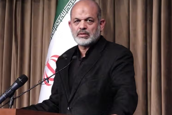 تعيين أحمد وحيدي المتهم بتفجير المركز اليهودي بالأرجنتين نائبا لقائد الحرس الثوري الإيراني