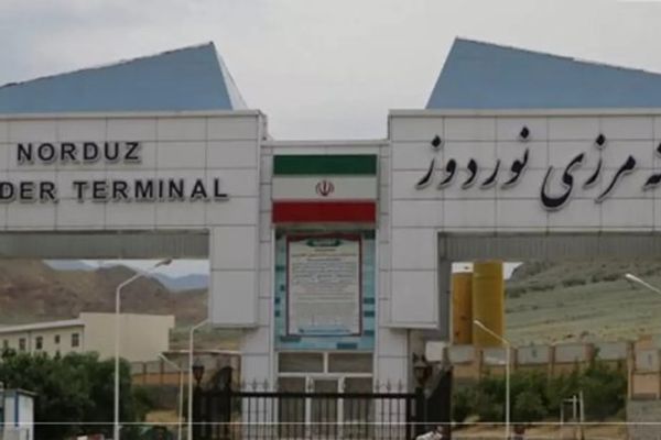 خلال زيارة بزشكيان.. اتفاق بين إيران وأرمينيا على "تطوير البنى التحتية للنقل"