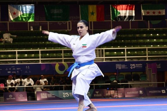 با کسب مدال طلا در کاراته؛ فاطمه صادقی قهرمان بازیهای کشورهای اسلامی شد
