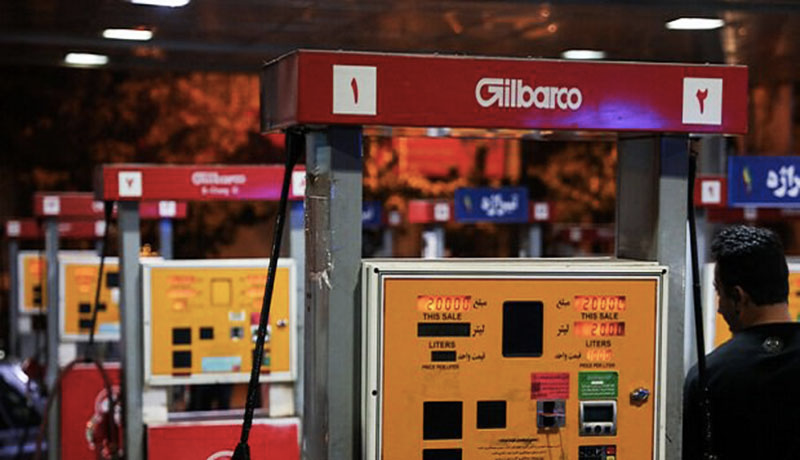 تایید گزارش ایران‌اینترنشنال درباره جایگزینی کارت‌های سوخت با کارت‌های بانکی