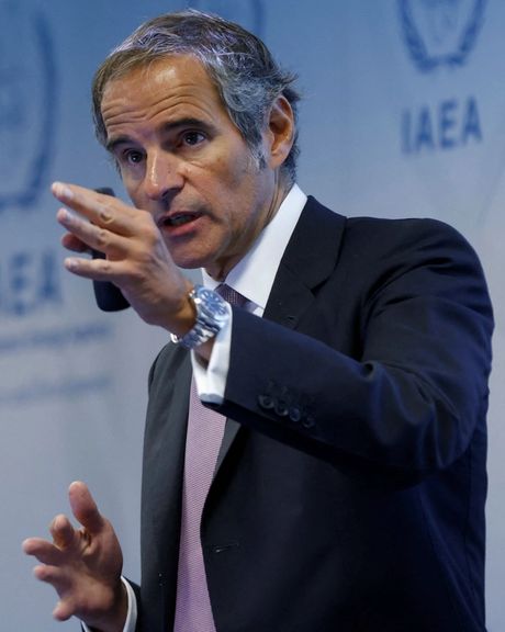 مدیرکل آژانس: ایرانیها گفتند در صورت حمله اسرائیل دنبال ساخت سلاح هستهای میروند