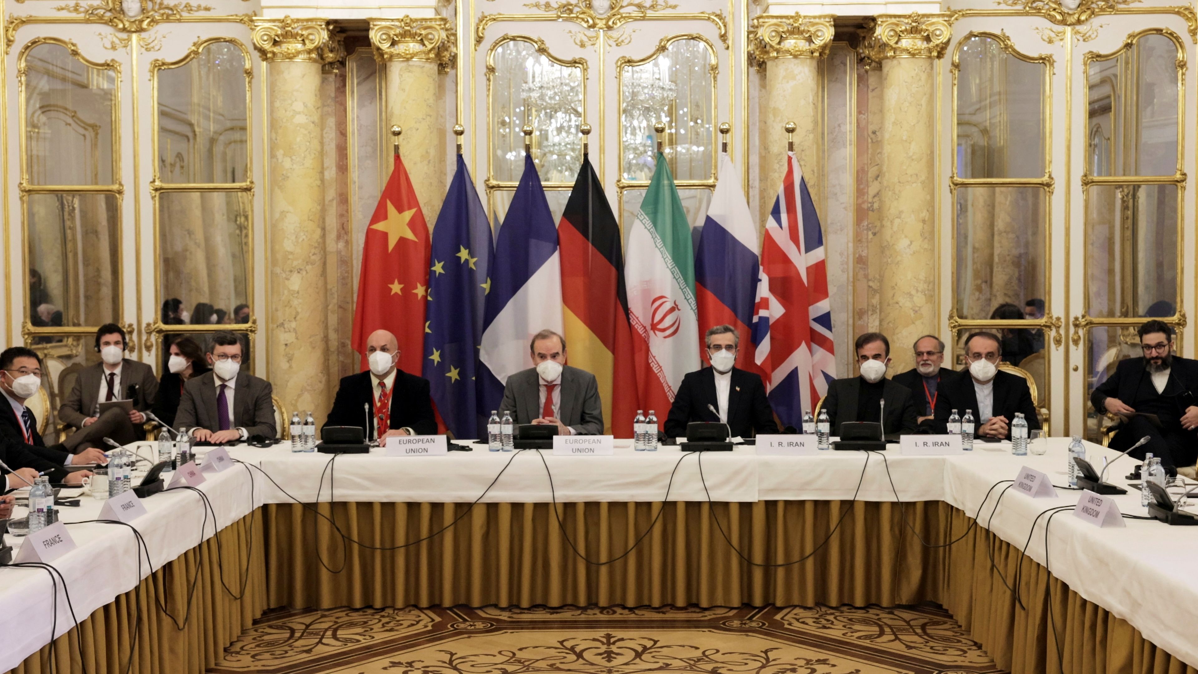 Draft Deal In Vienna Stipulates ‘Step By Step’ Return To JCPOA