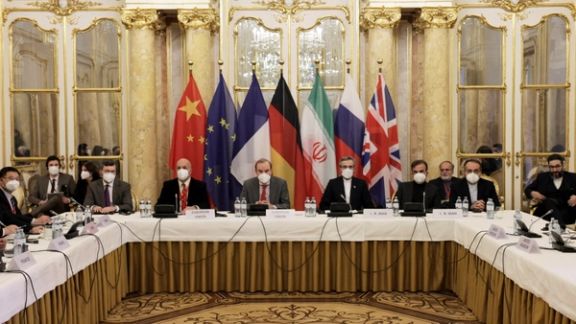 The last session of round 7 of Iran nuclear talks in Vienna. Friday, December 17, 2021