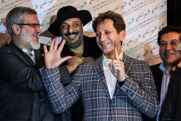 روزنامه نزدیک به دولت پزشکیان: زنجانی پرسپولیس را میخواهد چون به حمایت هواداران نیاز دارد