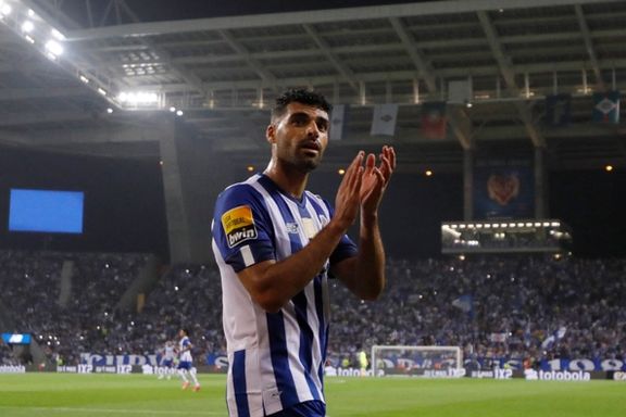 درخواست توییتری از طارمی و حراج پیراهن امضا شده برای کمک به یک هوادار دارای معلولیت