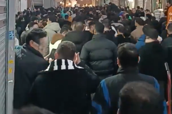 پت فالون، قانونگذار جمهوریخواه: از ببر پارسی که در خیابانهای ایران برخاسته حمایت میکنم