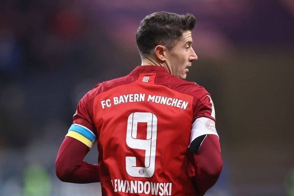 انتقاد روزنامه نزدیک به سپاه از تحریم ورزشی روسیه: آقای لواندوفسکی، اوکراین به تو چه؟