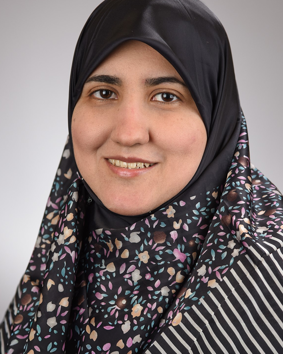 فصل ابنة أمين المجلس الأعلى للأمن القومي الإيراني علي لاريجاني من جامعة إيموري في أميركا