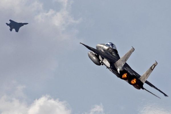 إعلام إسرائيلي: الهجوم على مواقع الحوثيين في اليمن استهدف مراكز قيادية وأمنية