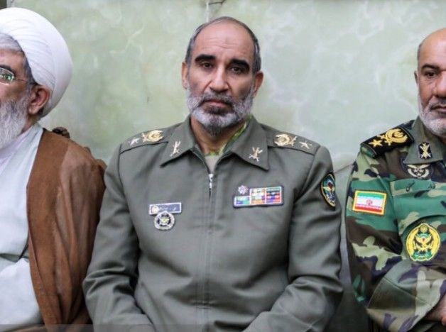 قائد جديد بالجيش الإيراني: مستعدون للرد على الأعداء بـ "قوات استشهادية"