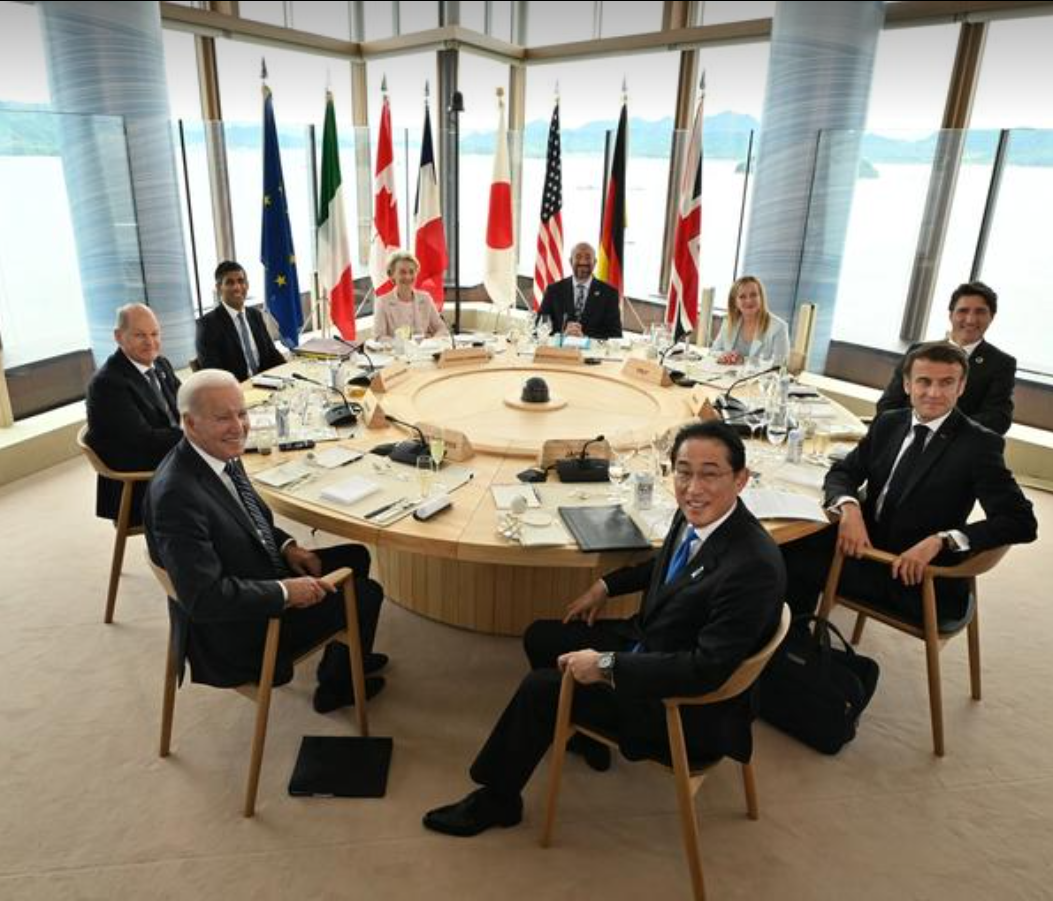 G7 leaders  attend a working lunch meeting at G7 leaders' summit in Hiroshima, western Japan May 19, 2023. 