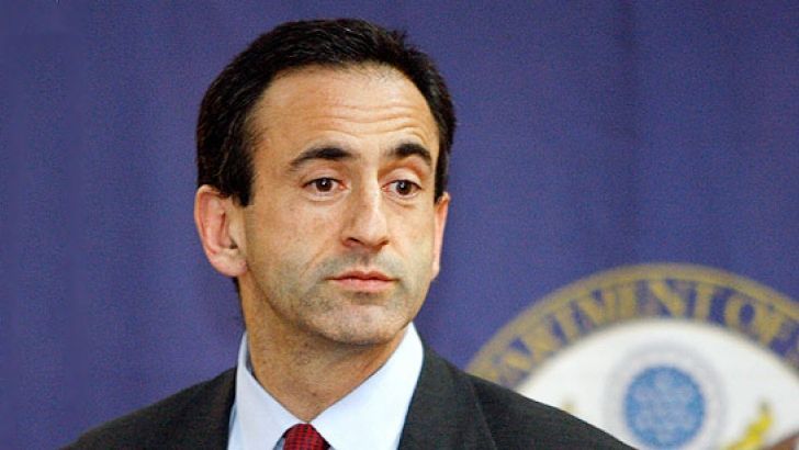 واشینگتن فری‌بیکن: هریس مانع تحقیق کنگره از روابط مشاورش با شبکه نفوذ تهران می‌شود