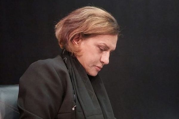 پوران ناظمی پس از ۱۰ روز بیخبری در یک تماس کوتاه گفت حال جسمیاش وخیم است