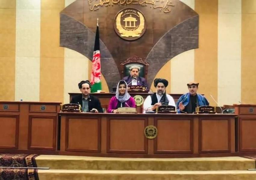 راحله دوستم، به عنوان دبیر مجلس سنای افغانستان انتخاب شد