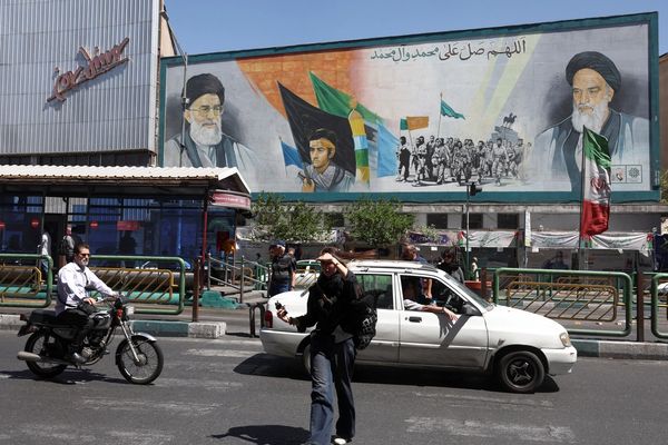 اورشلیمپست: آمریکا باید چانهزنی و مذاکرات با جمهوری اسلامی را کنار بگذارد و فقط حمله کند